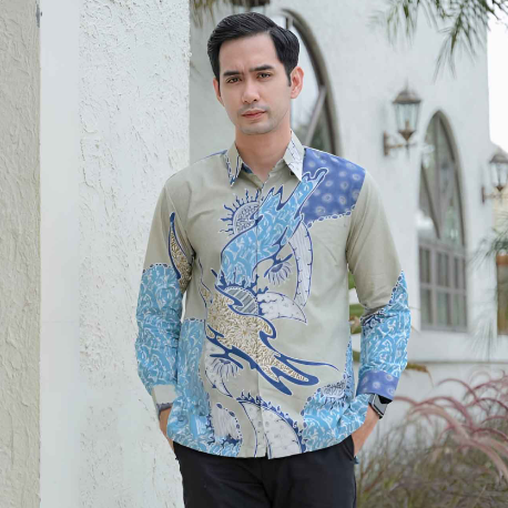 KEMEJA BATIK LELAKI TANPA MASA BENANG BATIK BEIGE